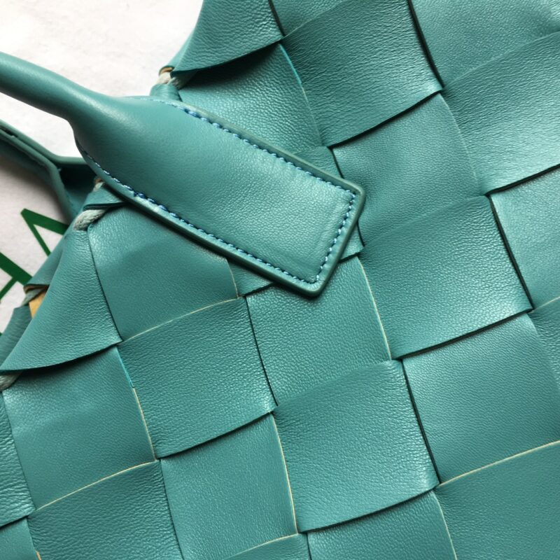 Bottega VenetaTote-41*26CM - Image 4