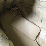 Bottega VenetaTote-41*26CM - Image 6