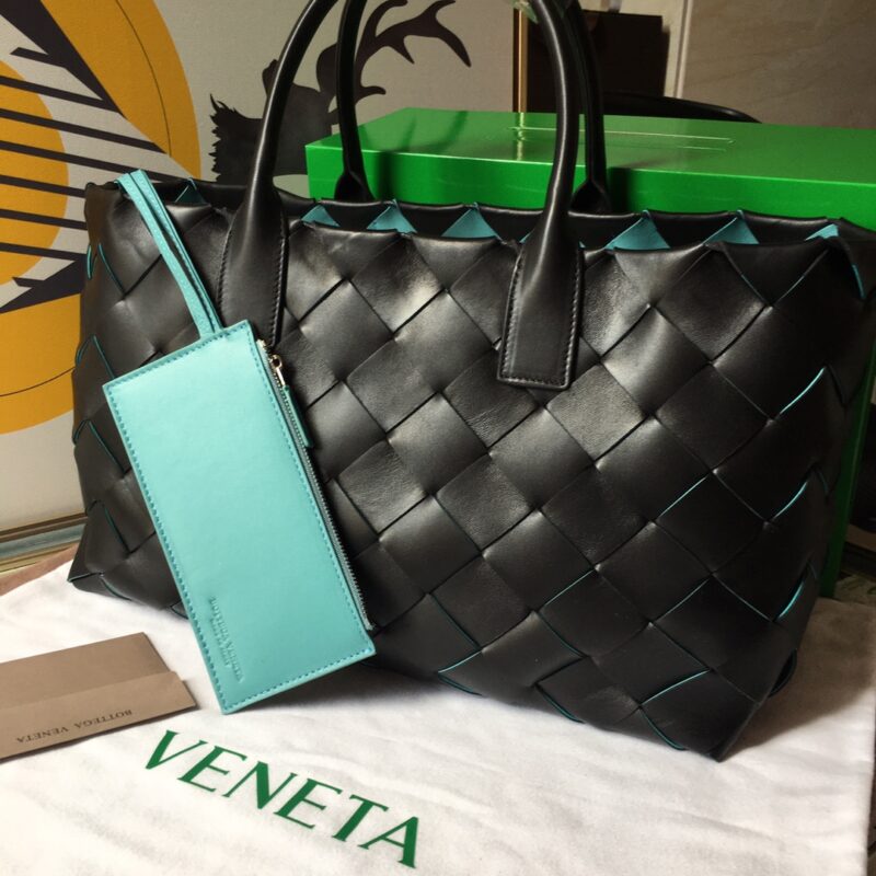 Bottega VenetaTote-41*26CM - Image 3