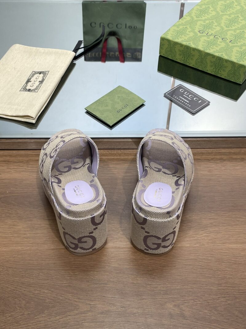 Gucci Slides(SIZE35-43) - Image 3