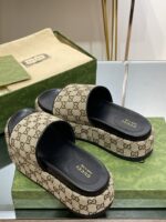 Gucci Slides(SIZE35-43) - Image 3
