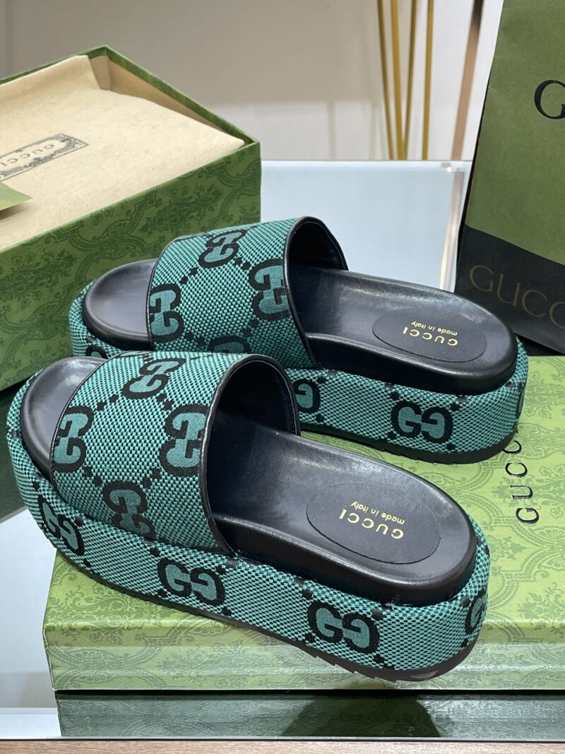 Gucci Slides(SIZE35-43) - Image 3