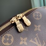 Louis Vuitton Cosmetic Bag M46458-27*18*9CM - Image 5