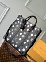 Louis Vuitton Sac Plat Bag-36.5 x 38 x 9CM