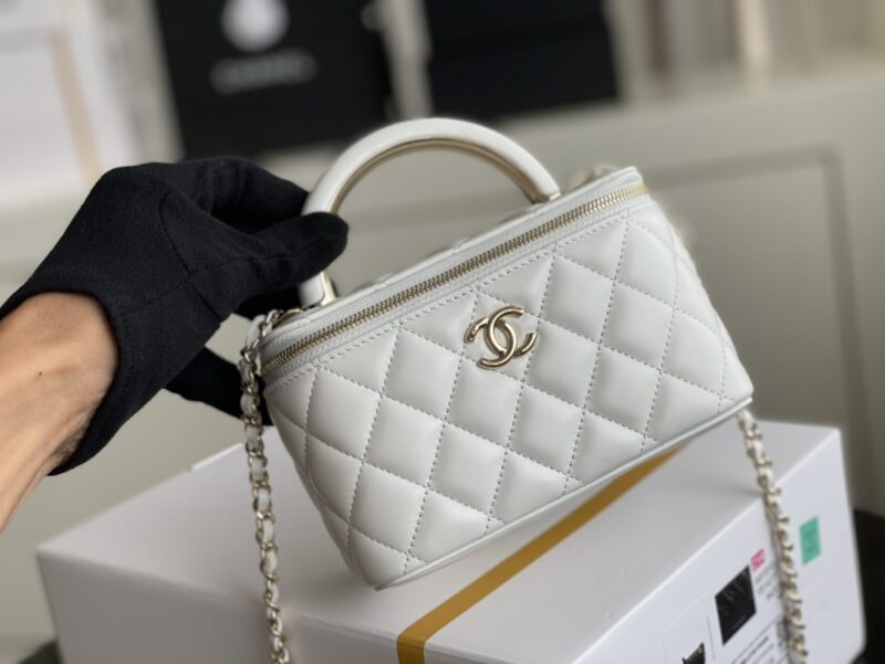 Ch@nel Cosmetic Bag-Lambskin-18CM - Image 3