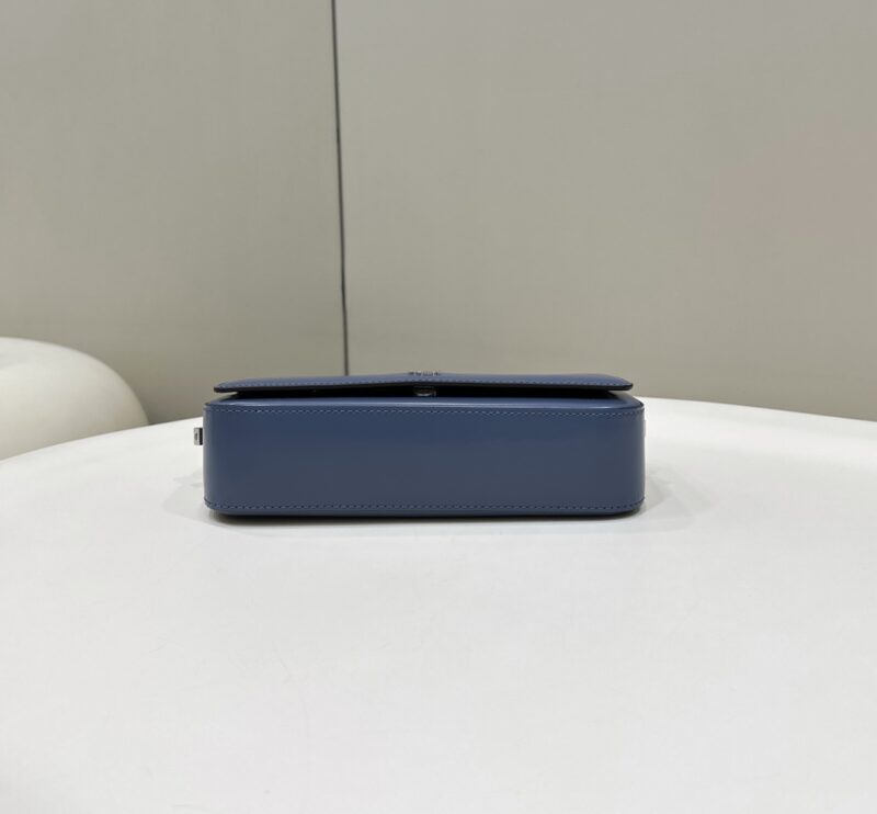 Fendi Nano F Bag-23*7*13CM - Image 3