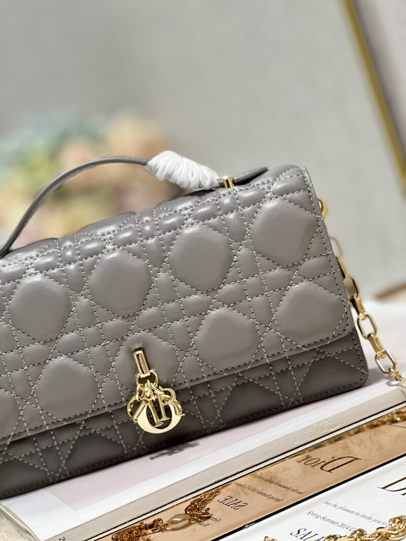 Lady Diro Bag-21 x 11.5 x 4.5CM - Image 3