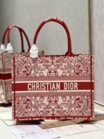 Diro Book Tote - Image 2