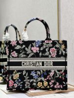 Diro Book Tote - Image 2