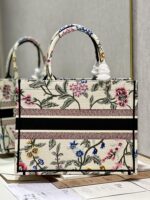 Diro Book Tote - Image 5