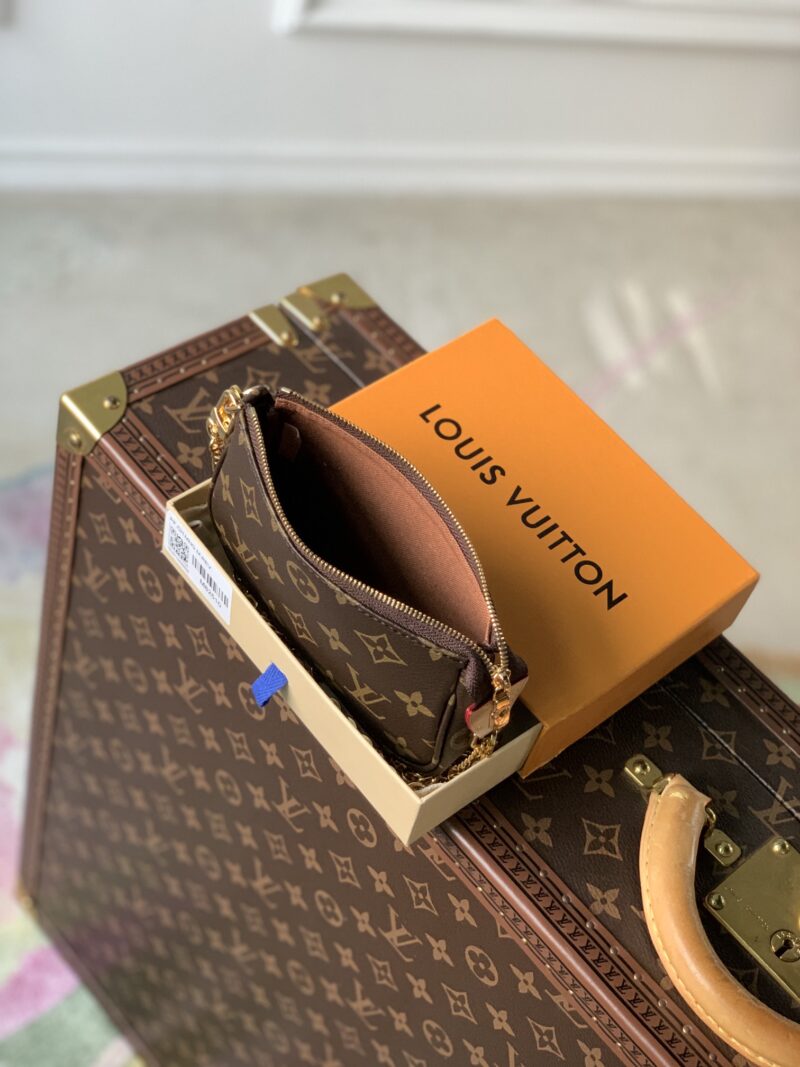 Louis Vuitton Pochette-M82510-15.5*10.5*4CM - Image 6