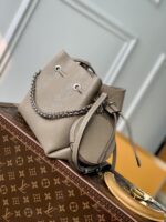 Louis Vuitton Bella Tote Bag-M57201-19*22*14CM - Image 3