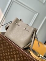 Louis Vuitton Bella Tote Bag-M57201-19*22*14CM - Image 2