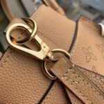 Louis Vuitton On My Side Tote Bag-25*20*12CM - Image 7