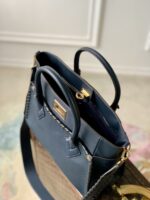 Louis Vuitton On My Side Tote Bag-M21569-30.5*24.5*14CM - Image 9