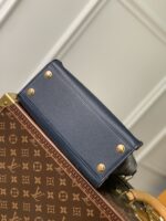 Louis Vuitton On My Side Tote Bag-25*20*12CM - Image 8