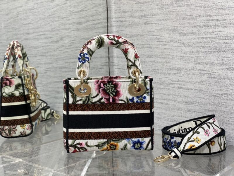 Lady Diro-17*15*8CM - Image 5