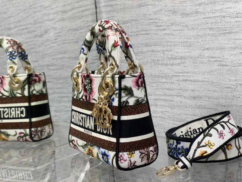 Lady Diro-17*15*8CM - Image 6