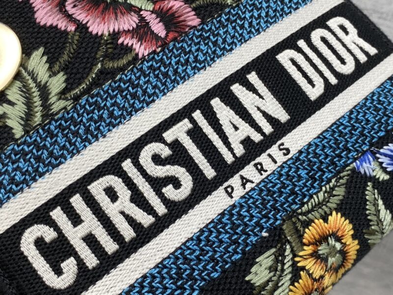 Lady Diro-17*15*8CM - Image 4