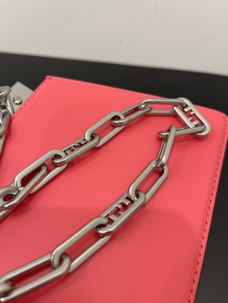 Fendi Peekaboo ISeeU-20.5x11x14CM - Image 5