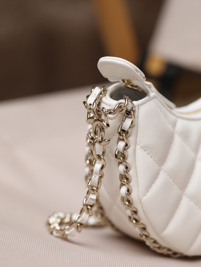 Ch@nel 23SS Moon Bag-16*10/22*14CM - Image 5