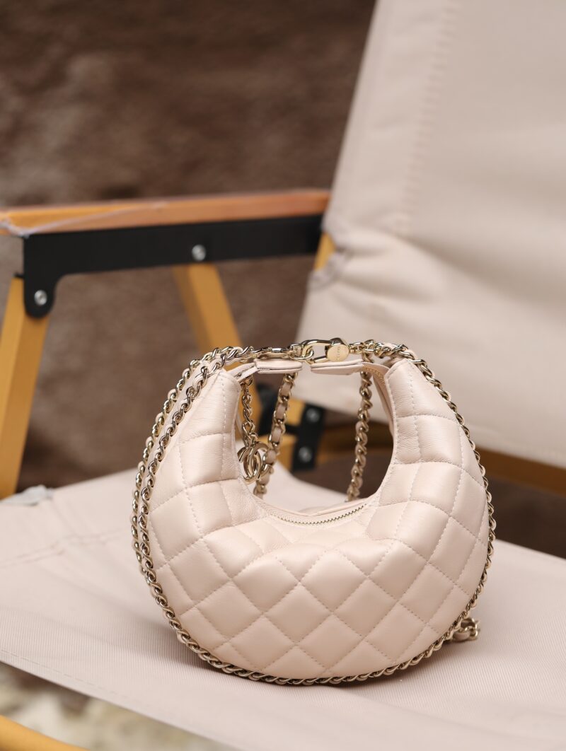 Ch@nel 23SS Moon Bag-16*10/22*14CM - Image 4