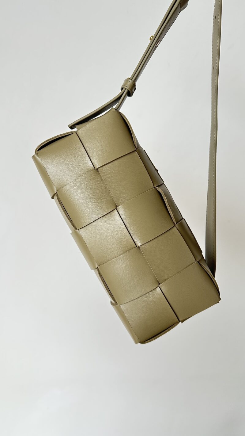 Bottega Veneta Brick Mini Cassette Bag-23.5*10*10CM - Image 2