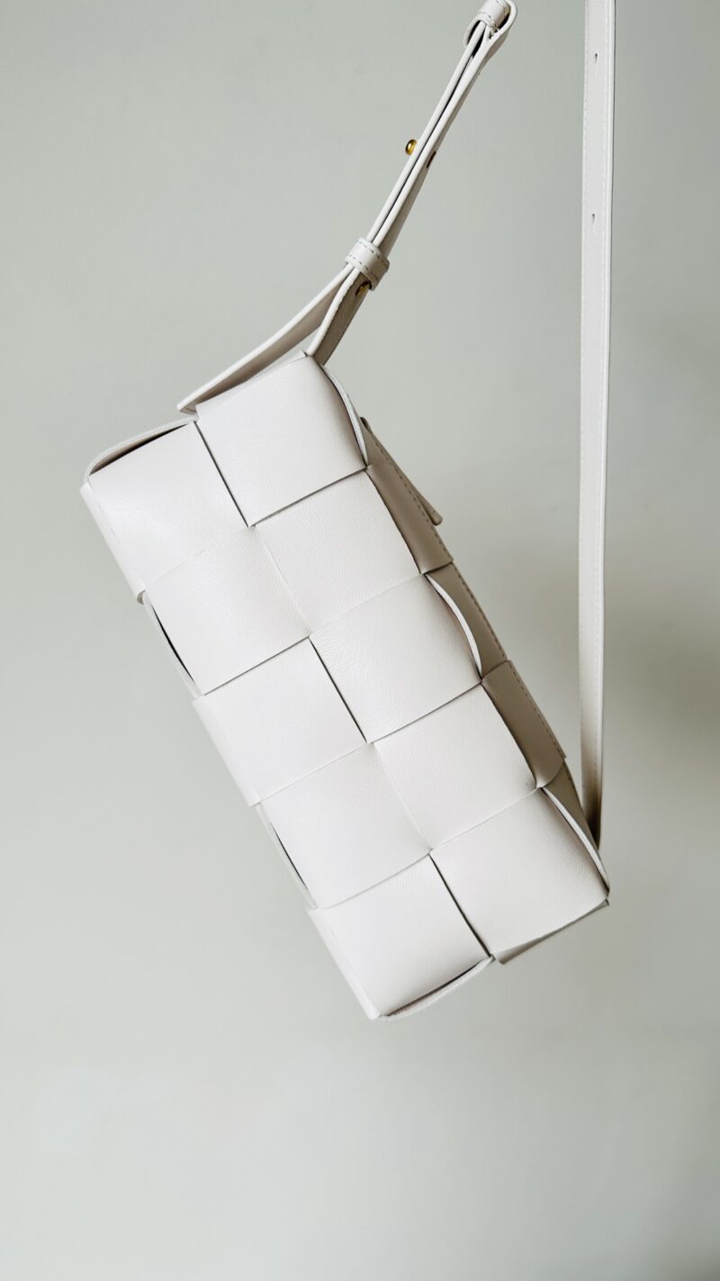 Bottega Veneta Brick Mini Cassette Bag-23.5*10*10CM - Image 2