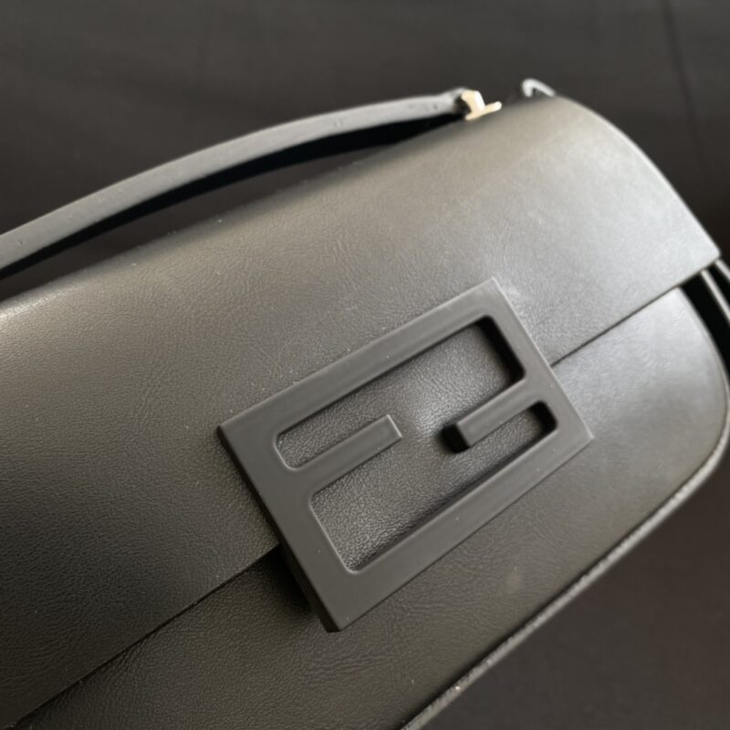 FendI Baguette Bag-19×14×4CM - Image 2