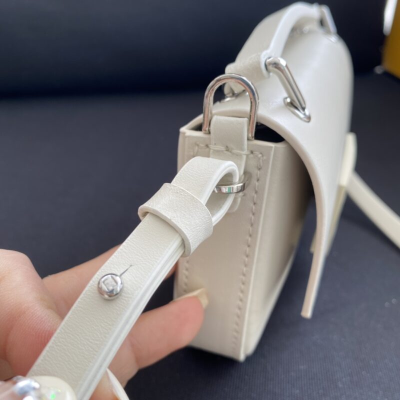 FendI Baguette Bag-19×14×4CM - Image 4