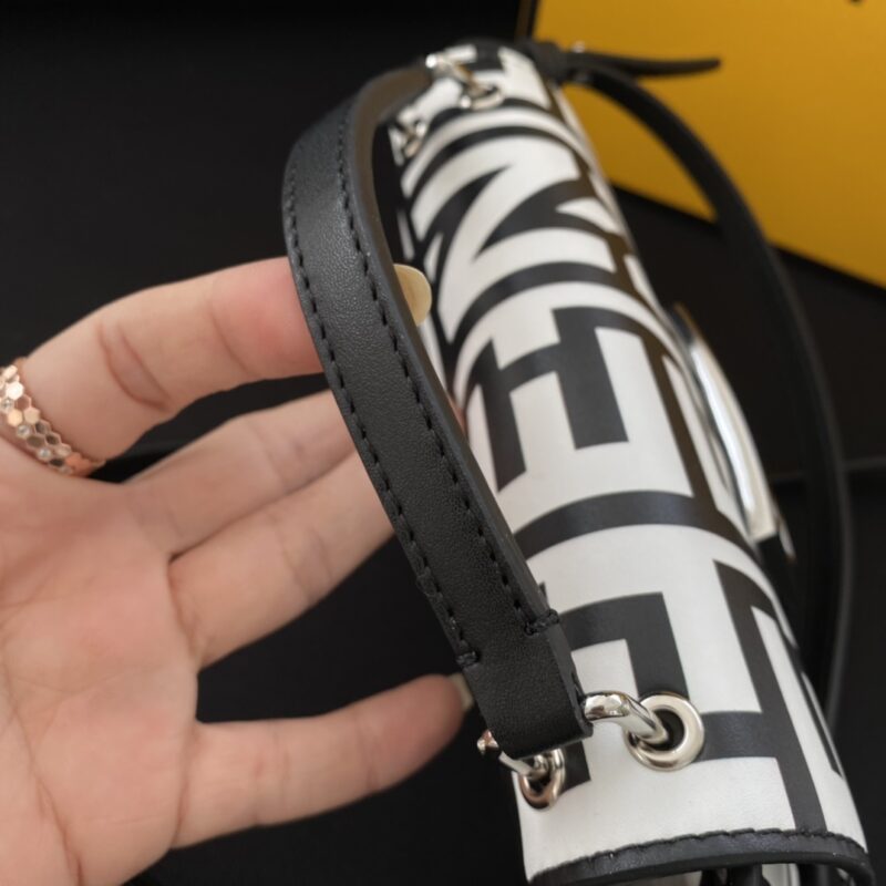 FendI Baguette Bag-19×14×4CM - Image 8