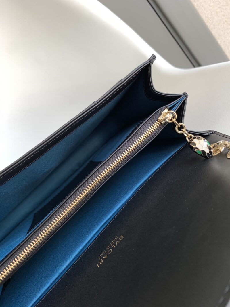 Bvlgari Serpenti Forever Bag-27.5*18*7CM - Image 8