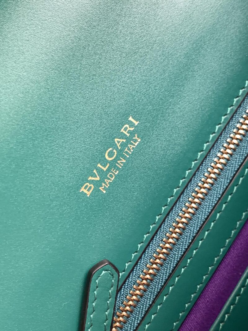 Bvlgari Serpenti Forever Bag-22.5*18.5*1CM - Image 9
