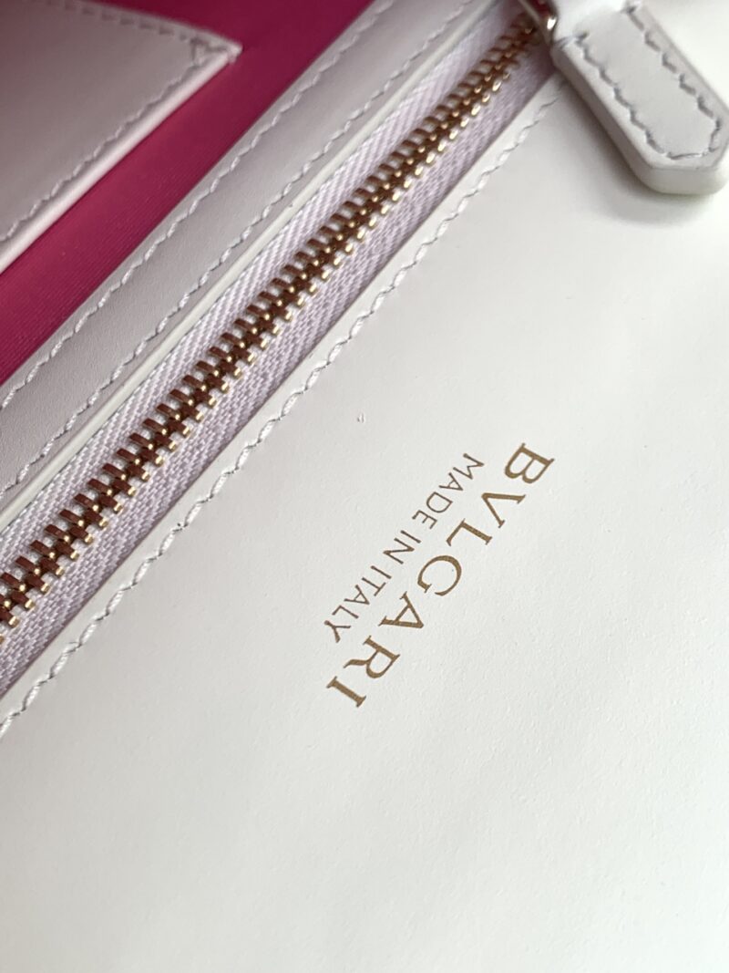 Bvlgari Serpenti Forever Bag-22.5*18.5*1CM - Image 9