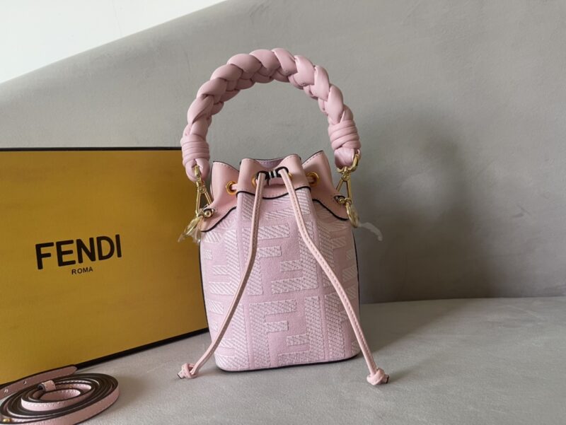 Fendi Mini Mon Tresor Bag -12x18x10CM - Image 2