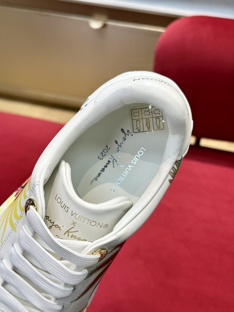 Louis Vuitton Time Out Sneaker - Image 7