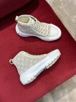 Louis Vuitton Squad Sneaker - Image 5