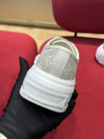 Louis Vuitton Squad Sneaker - Image 8