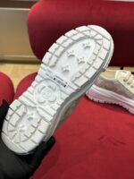 Louis Vuitton Squad Sneaker - Image 9