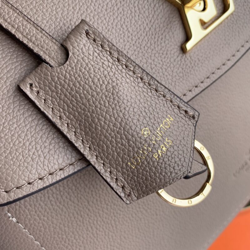 Louis Vuitton Lockme Ever M51395-31*46*17CM - Image 7