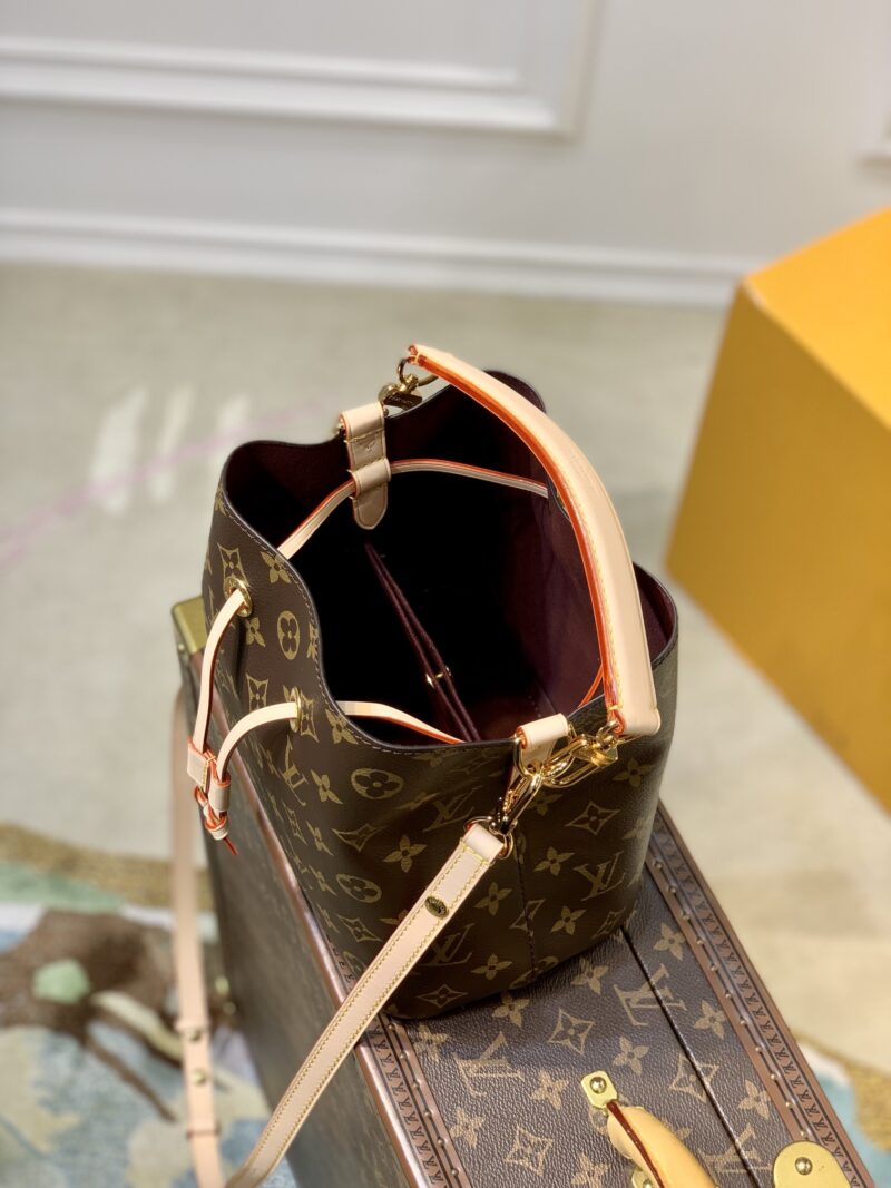 Louis Vuitton NéoNoé Bucket Bag -M46581-20 x 20 x 13CM - Image 8