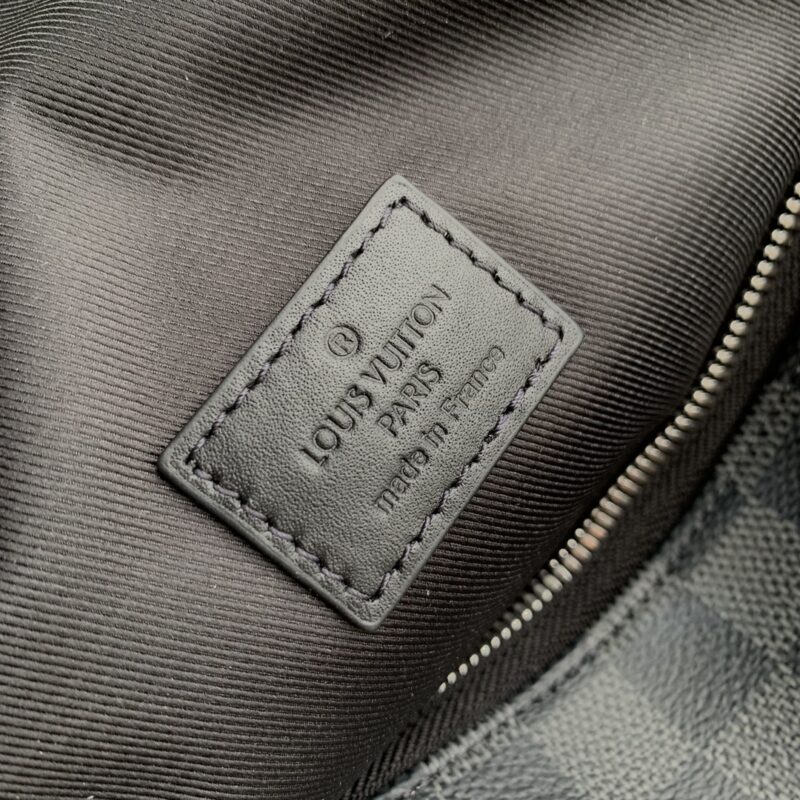 Louis Vuitton Discovery Backpack-30*40*20CM - Image 9