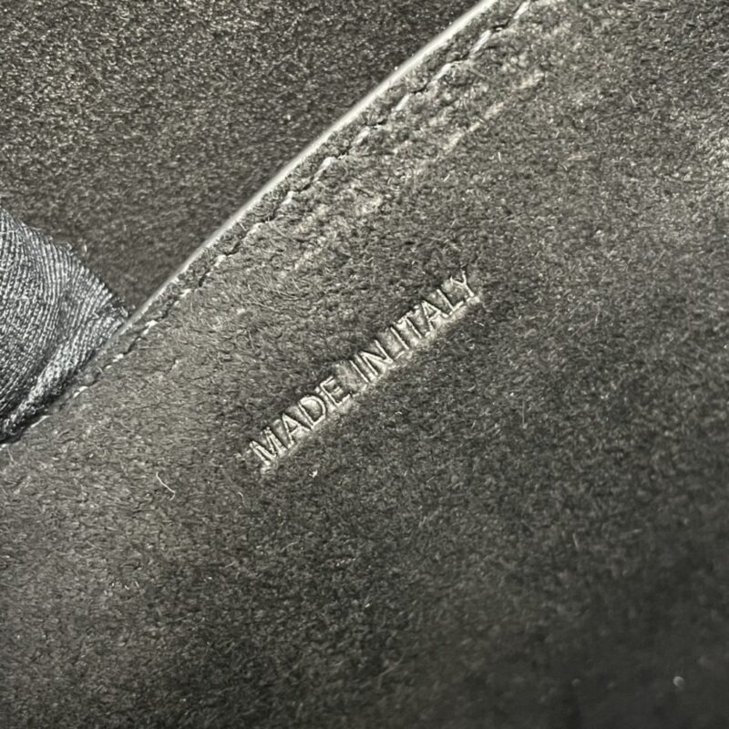 Celina Folco Cuir Triomphe Bag-18.5*15*7CM - Image 9