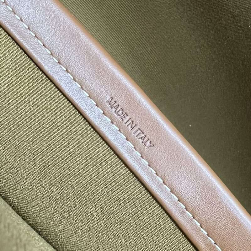 Celin Cabas Tote-34×12.5×23CM - Image 9