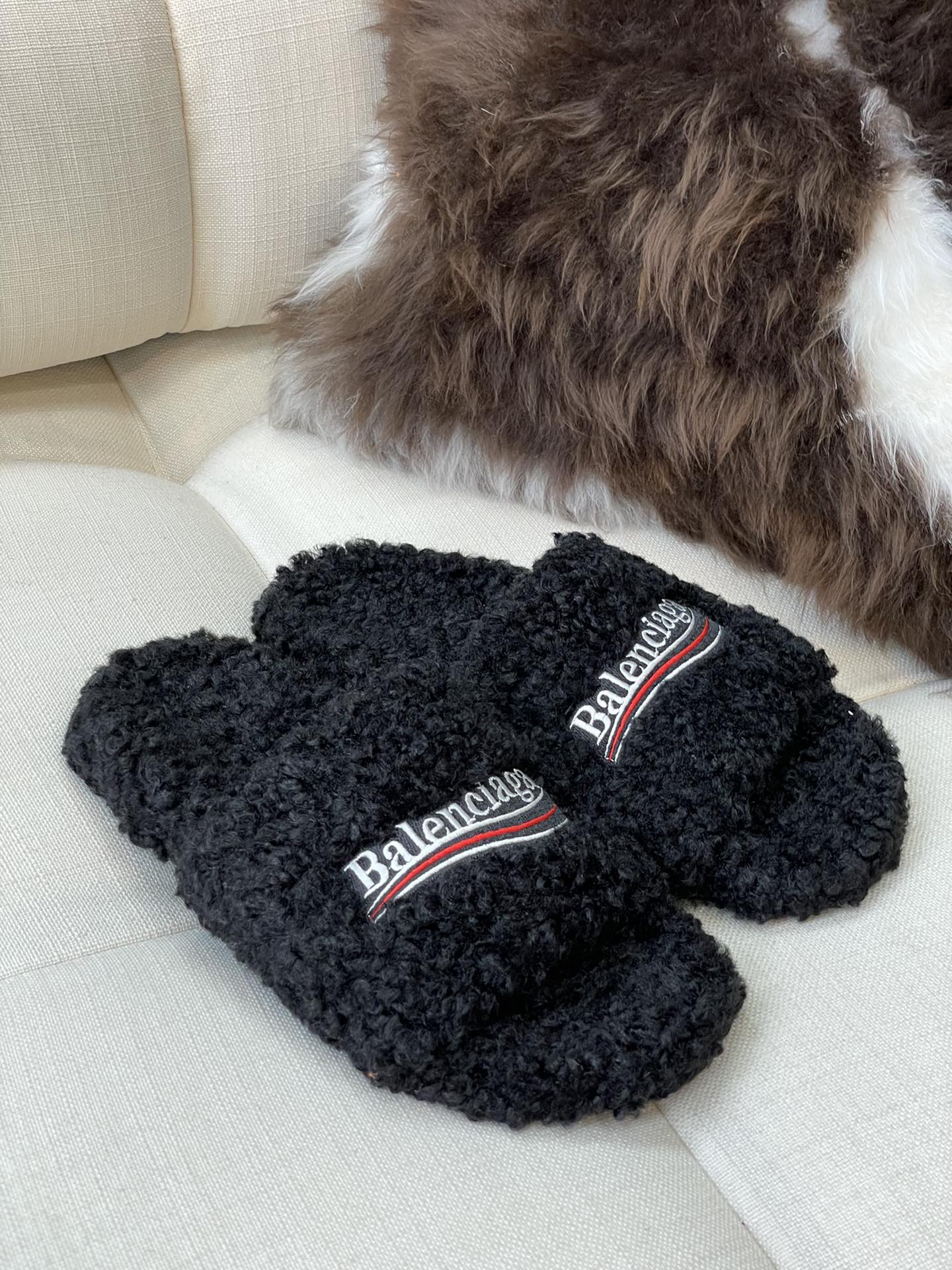 wy-1392334erwerwerwerw_1_.jpg Balenciag Sandals - Image 1