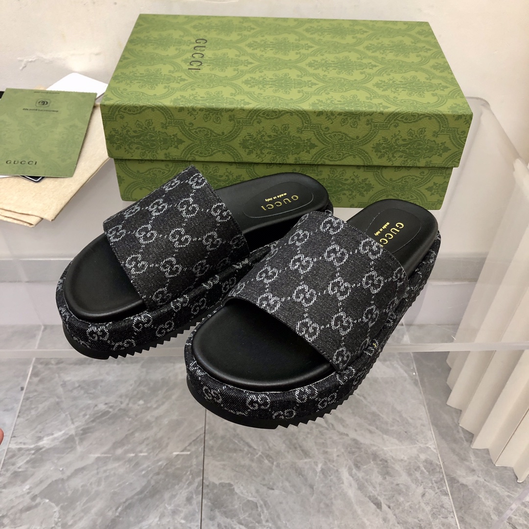 yytryrtrytrytttttttttt_3_.jpg Gucci Slides - Image 1