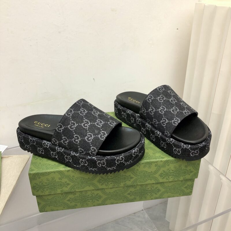 Gucci Slides - Image 5