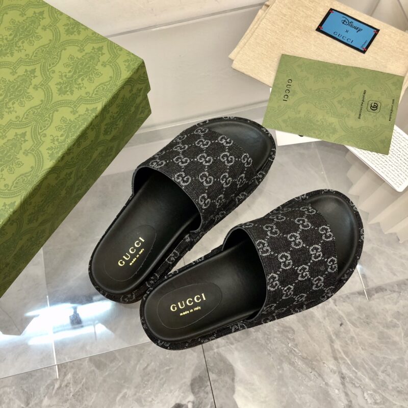 Gucci Slides - Image 8