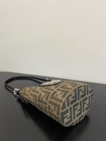 Fendi Vintage Handbags-21x10x14CM - Image 8