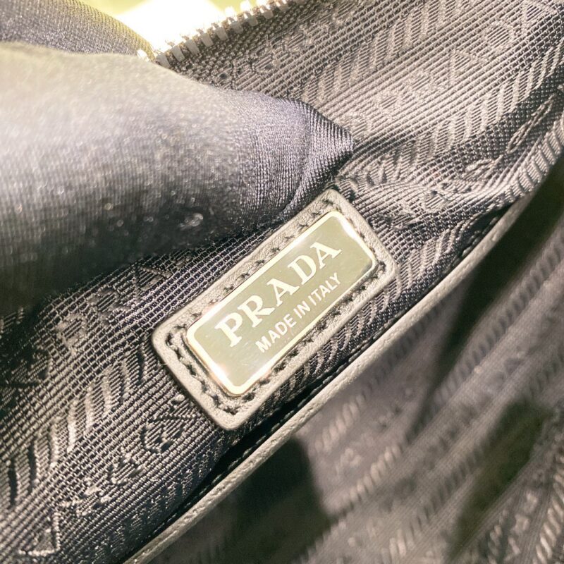 Prada Triangle Handbags 2VH155-28*18*11CM - Image 2